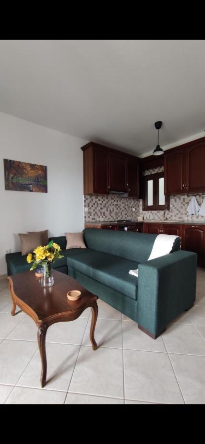 Panos Luxury Suites 卡兰巴卡 外观 照片