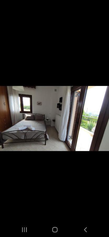 Panos Luxury Suites 卡兰巴卡 外观 照片
